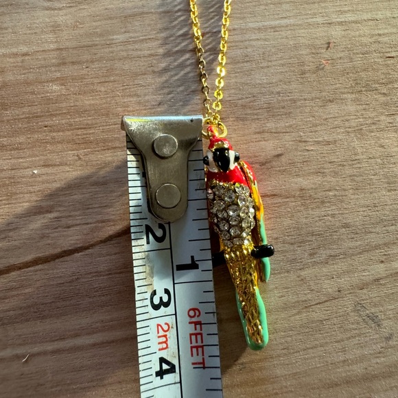 NWT- Parrot Necklace Pack of 7 - Bundle Price - Picture 11 of 11